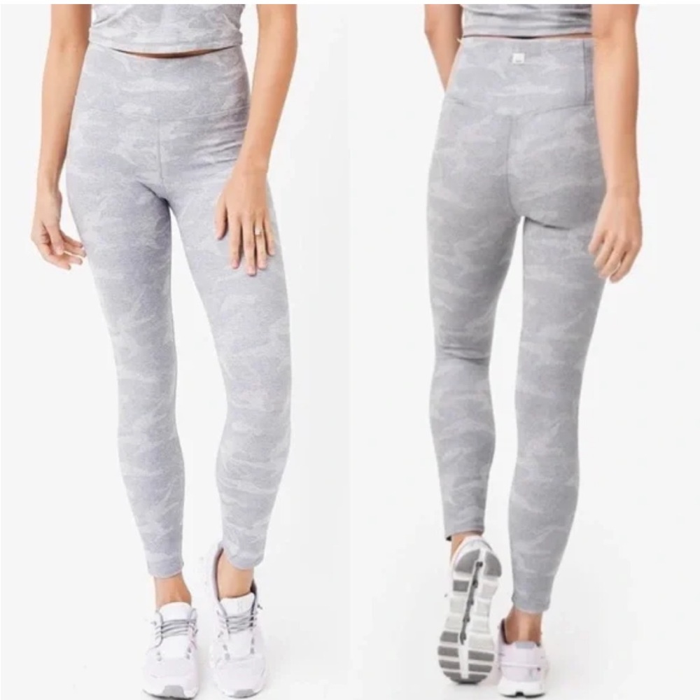 Vuori Clean Elevation Leggings in a light grey camo